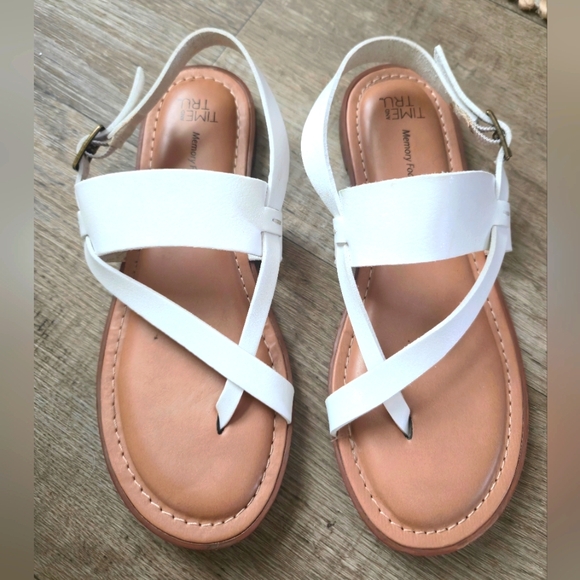 Time and Tru Shoes - Time and Tru White Sandals with Crisscross Straps